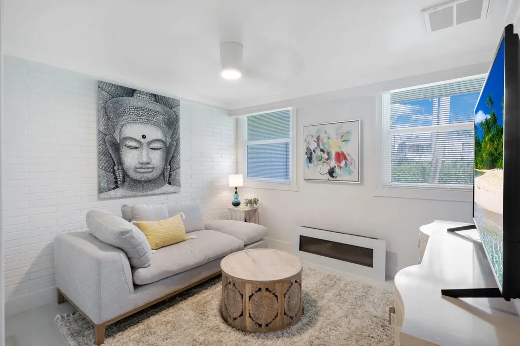 2943 Valencia Way Fort Myers FL 33901