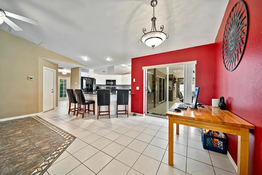 22 SE 13th Avenue Cape Coral FL 33990