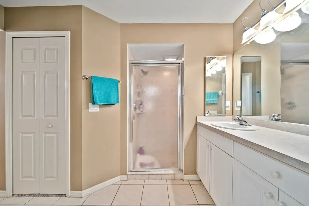 22 SE 13th Avenue Cape Coral FL 33990