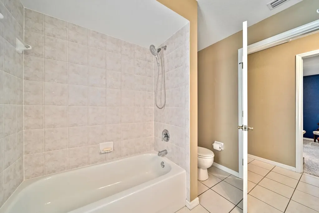 22 SE 13th Avenue Cape Coral FL 33990