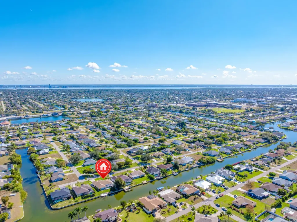 22 SE 13th Avenue Cape Coral FL 33990