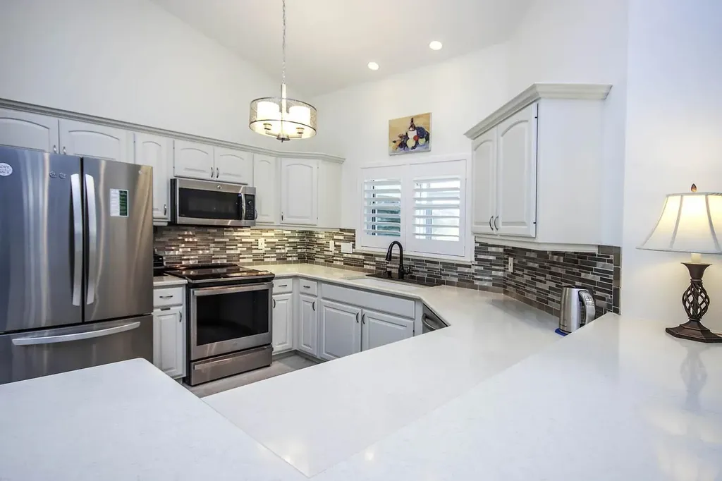 1890 Farm Trail Sanibel FL 33957