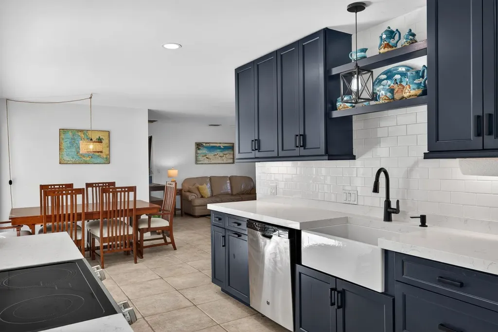 1866 Ibis Lane Sanibel FL 33957