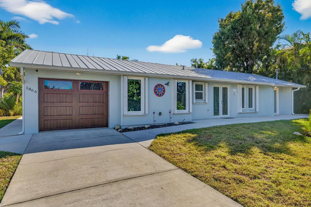 1866 Ibis Lane Sanibel FL 33957