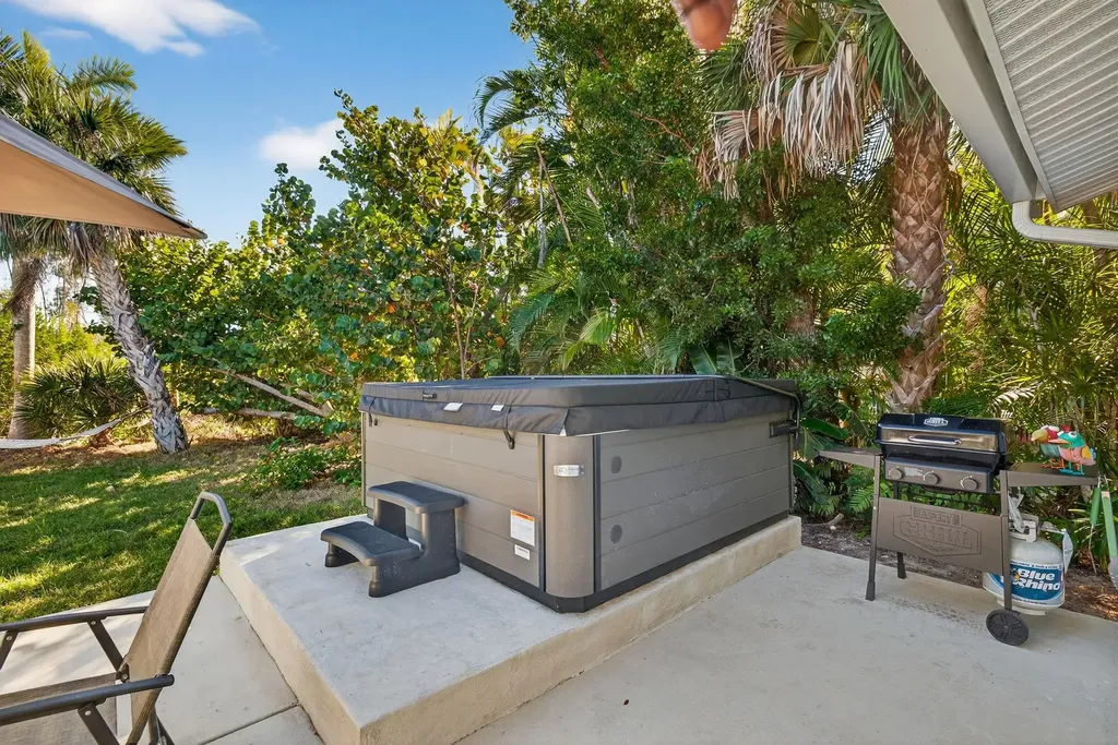 1866 Ibis Lane Sanibel FL 33957