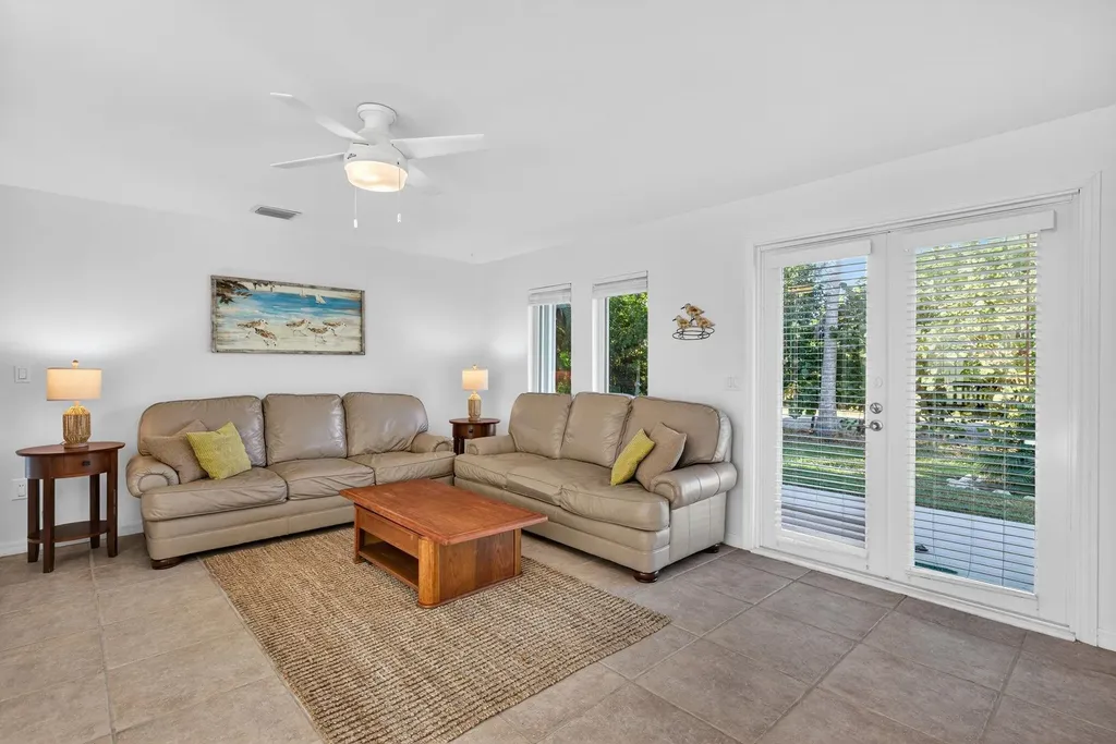 1866 Ibis Lane Sanibel FL 33957