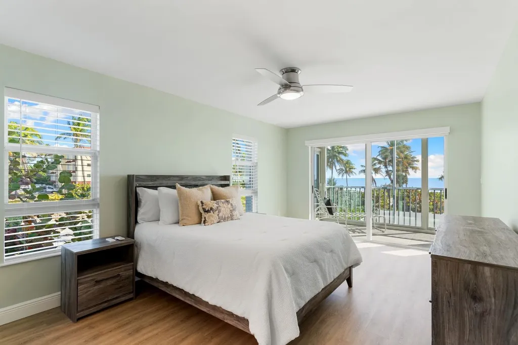 3049 W Gulf Drive Sanibel FL 33957
