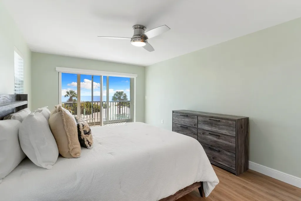 3049 W Gulf Drive Sanibel FL 33957