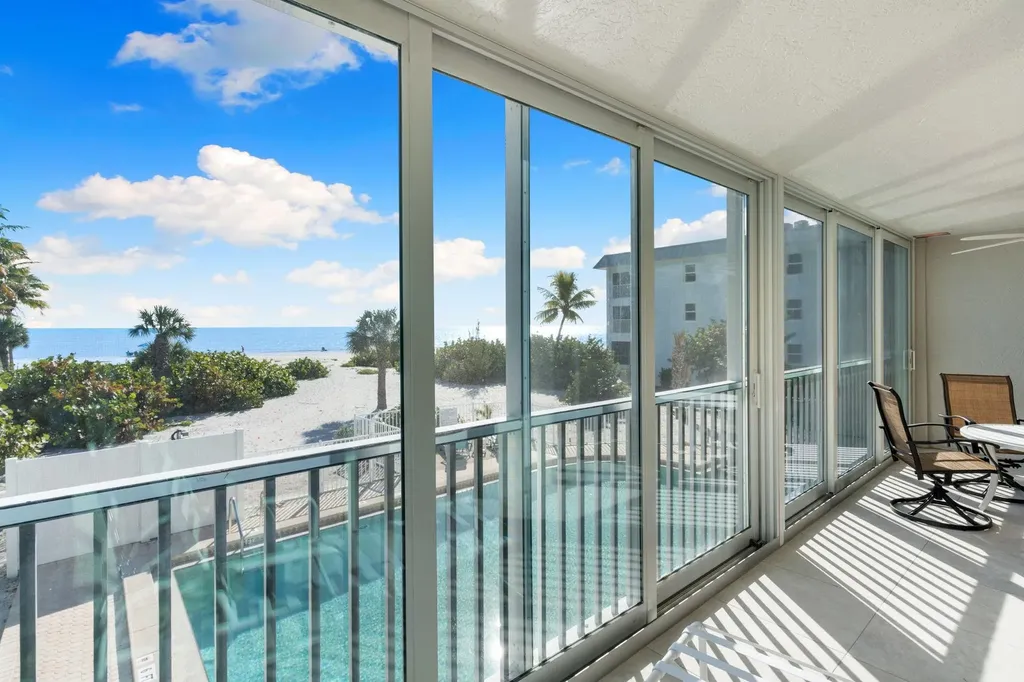 3049 W Gulf Drive Sanibel FL 33957