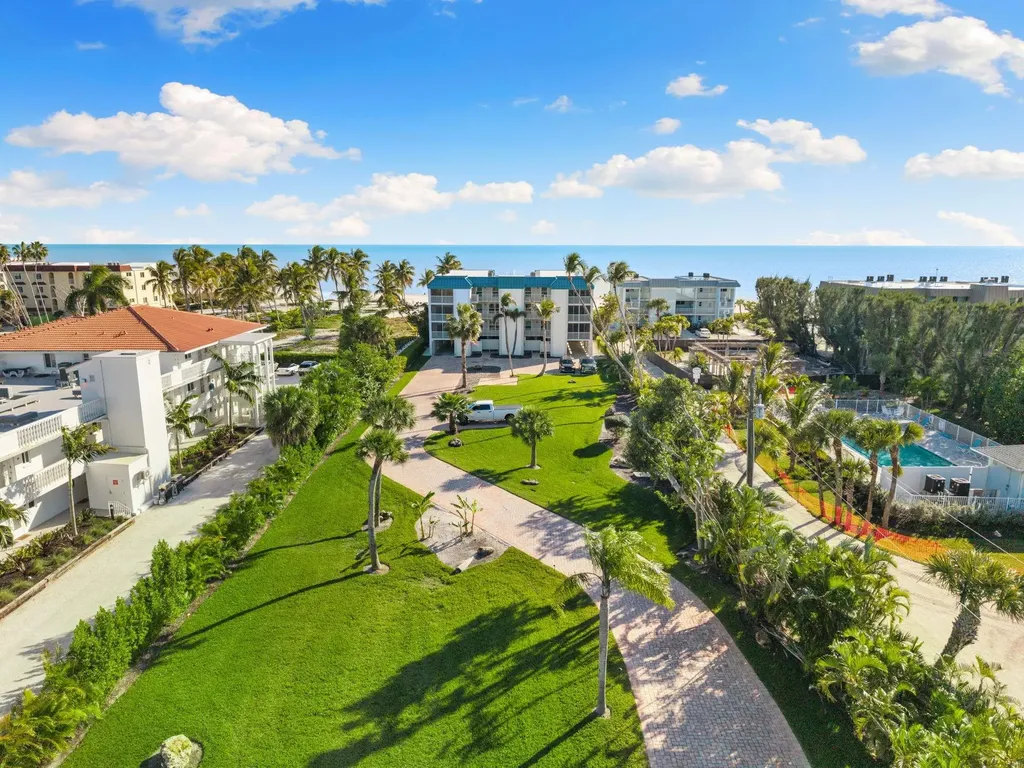 3049 W Gulf Drive Sanibel FL 33957