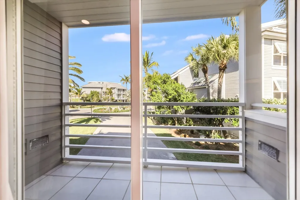 1647 Lands End Village Captiva FL 33924