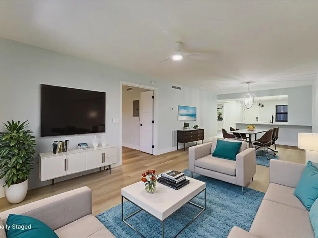 2445 W Gulf Drive Sanibel FL 33957