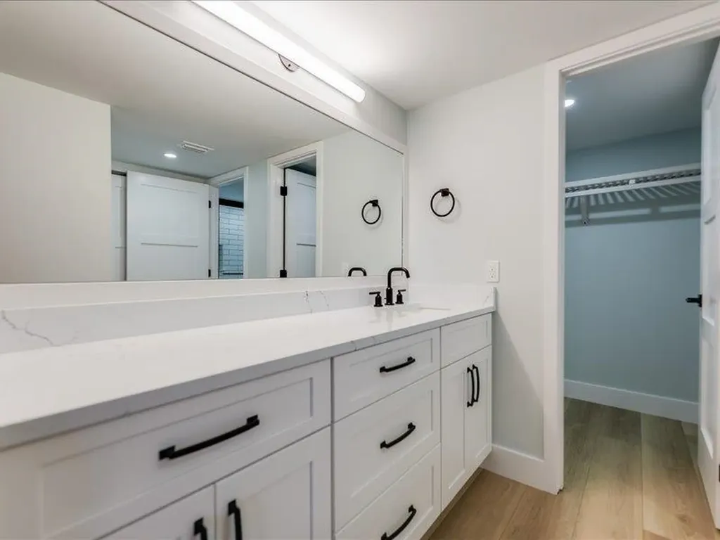 2445 W Gulf Drive Sanibel FL 33957