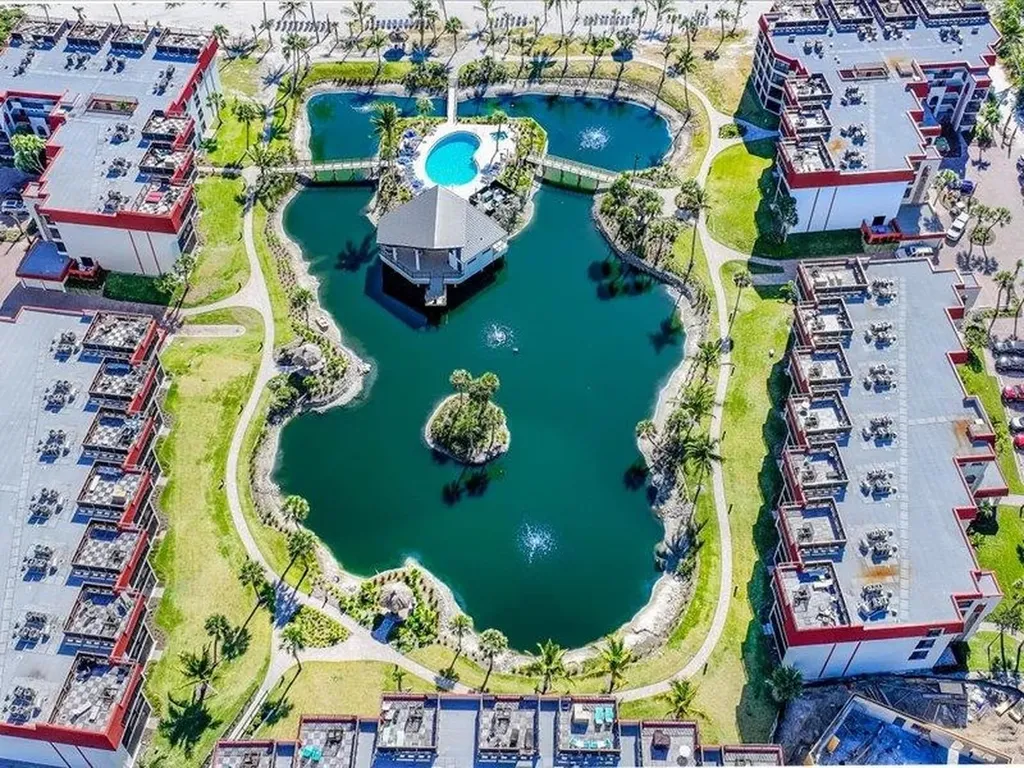 2445 W Gulf Drive Sanibel FL 33957