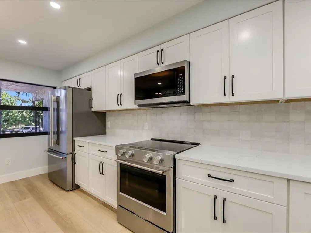 2445 W Gulf Drive Sanibel FL 33957