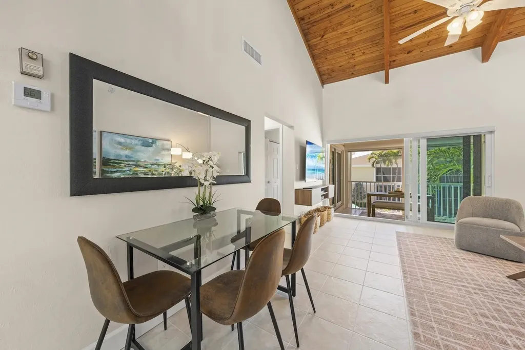 2321 W Gulf Drive Sanibel FL 33957