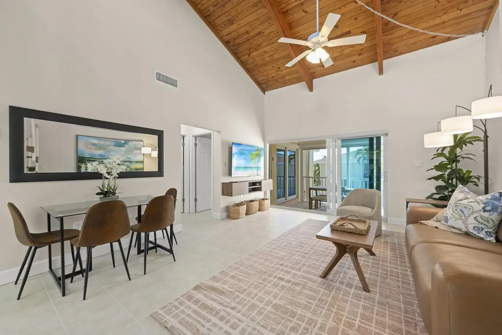 2321 W Gulf Drive Sanibel FL 33957