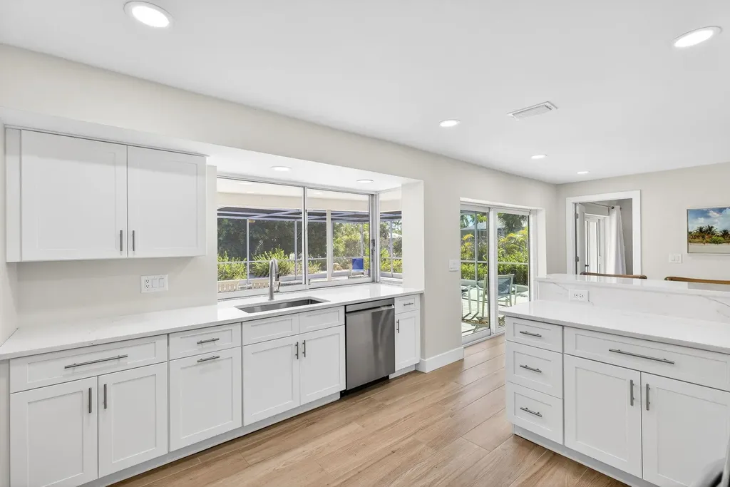 952 Kings Crown Drive Sanibel FL 33957