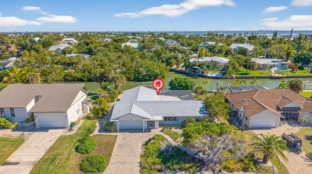 952 Kings Crown Drive Sanibel FL 33957