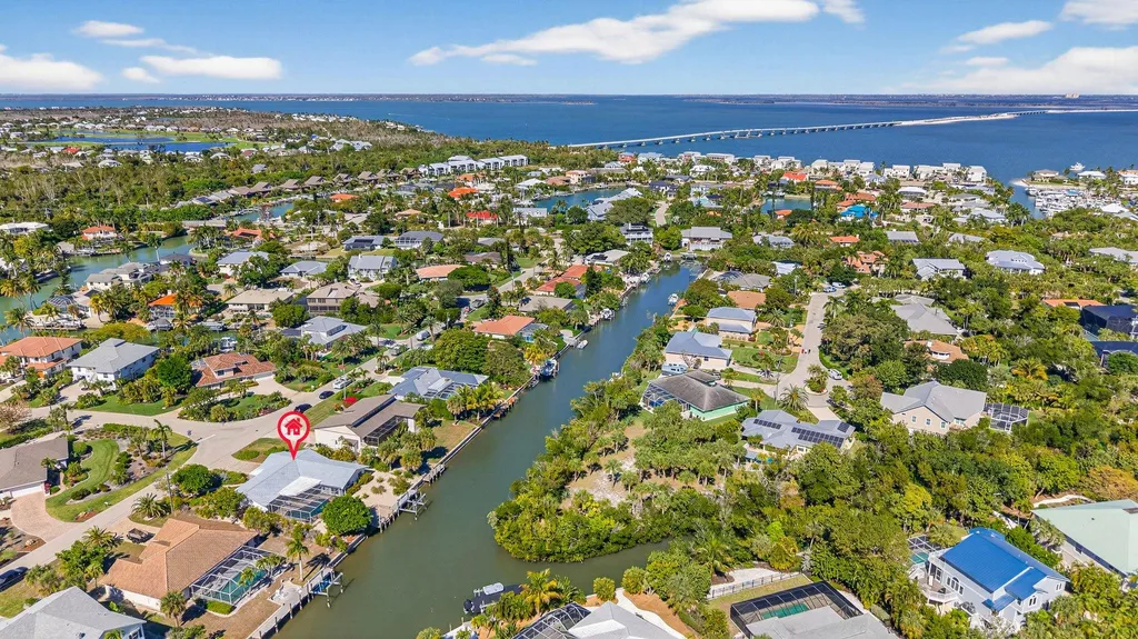 952 Kings Crown Drive Sanibel FL 33957