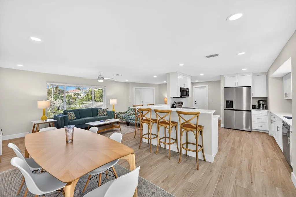 952 Kings Crown Drive Sanibel FL 33957