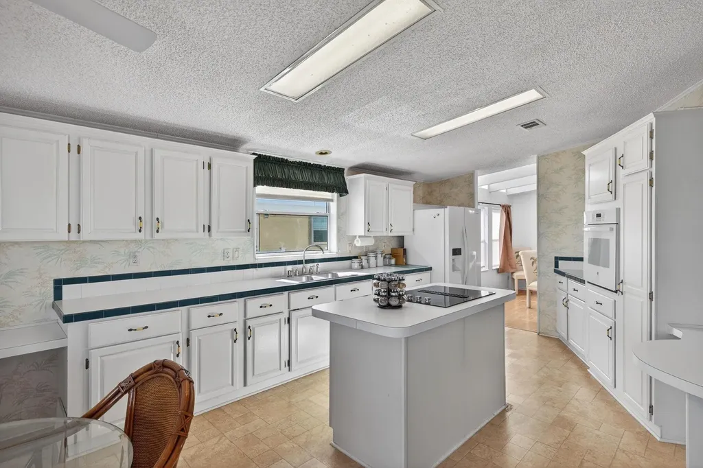 3088 Skipper Lane St. James City FL 33956