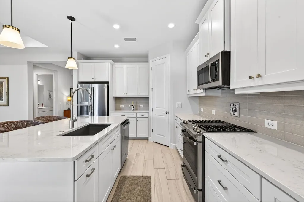 17827 Saddlebunch Key Fort Myers FL 33908