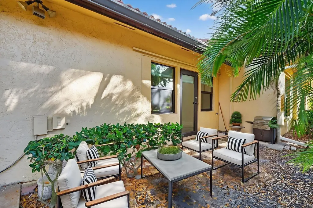 5365 Governors Drive Fort Myers FL 33907