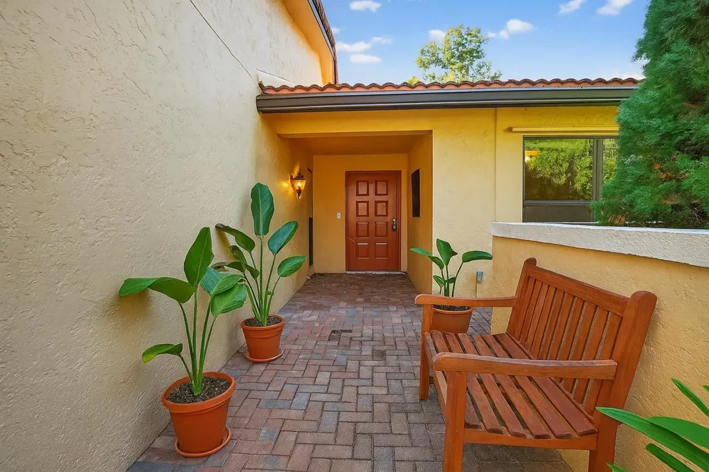 5365 Governors Drive Fort Myers FL 33907