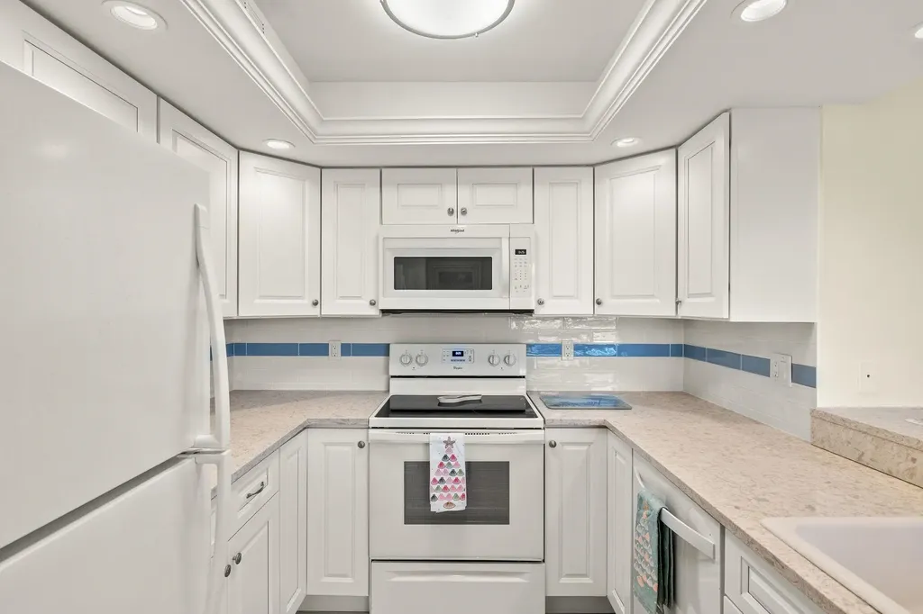 610 Donax Street Sanibel FL 33957