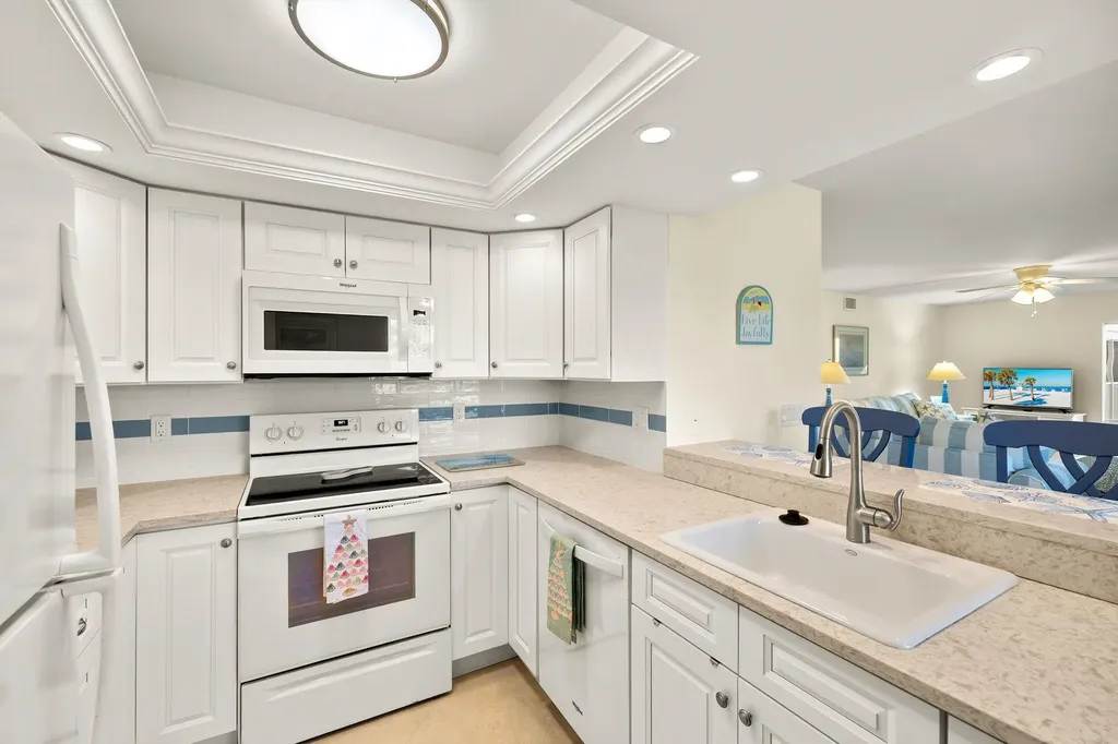 610 Donax Street Sanibel FL 33957