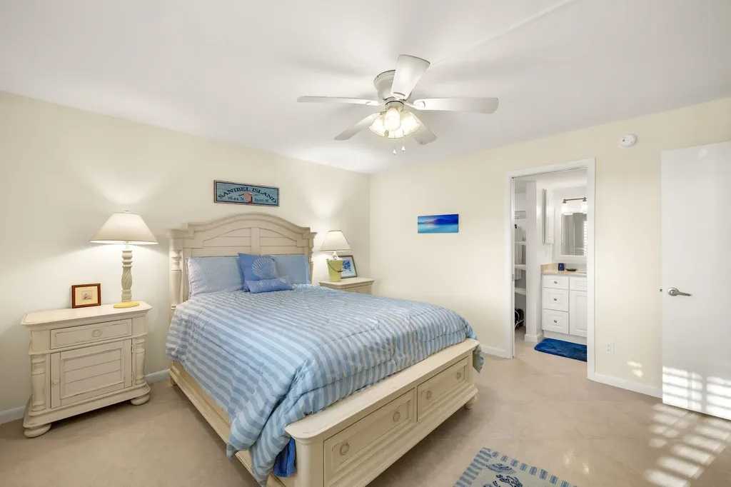 610 Donax Street Sanibel FL 33957