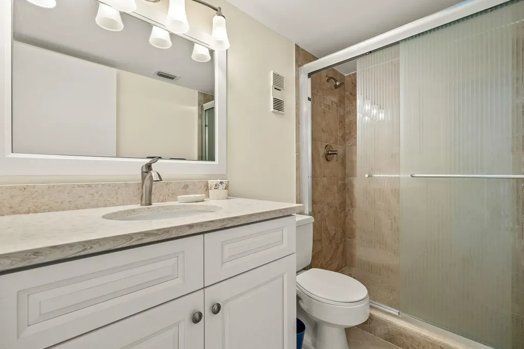 610 Donax Street Sanibel FL 33957