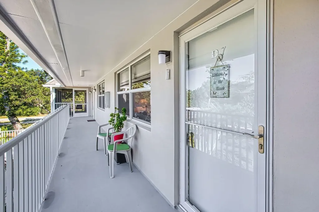 601 Periwinkle Way Sanibel FL 33957