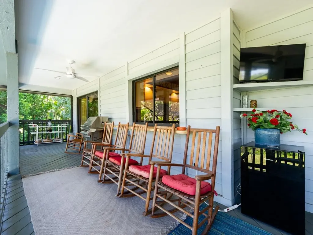 1379 Albatross Road Sanibel FL 33957