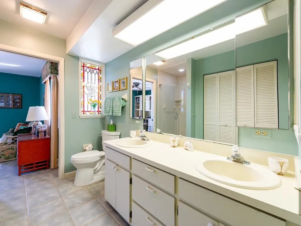 1379 Albatross Road Sanibel FL 33957