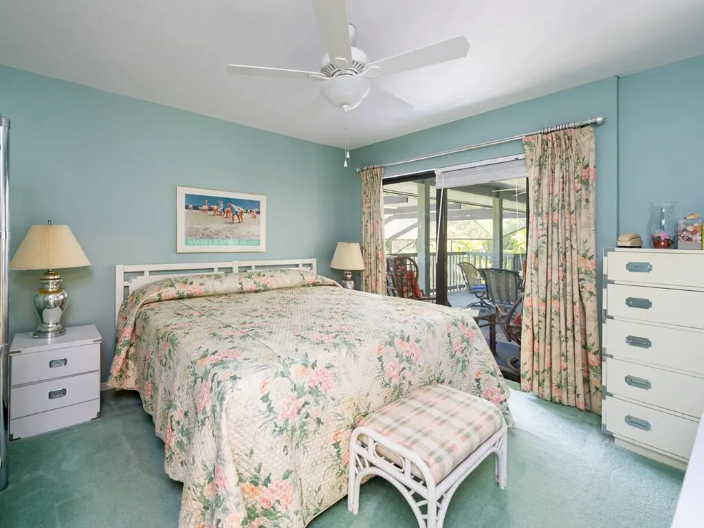 1379 Albatross Road Sanibel FL 33957
