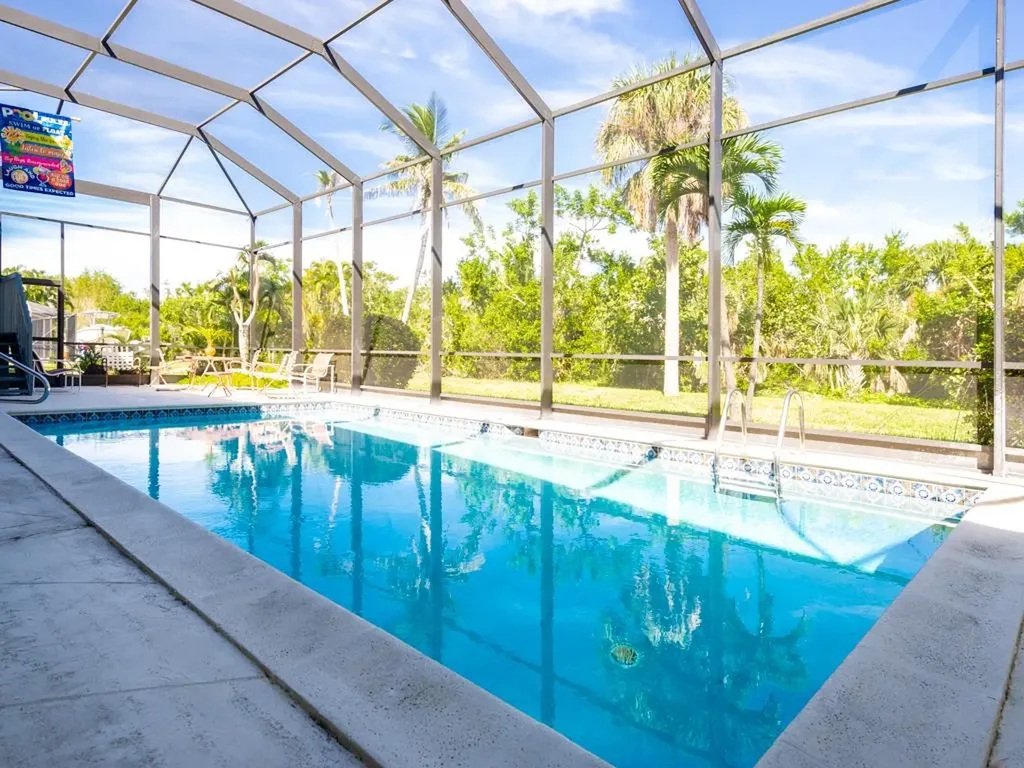 1379 Albatross Road Sanibel FL 33957