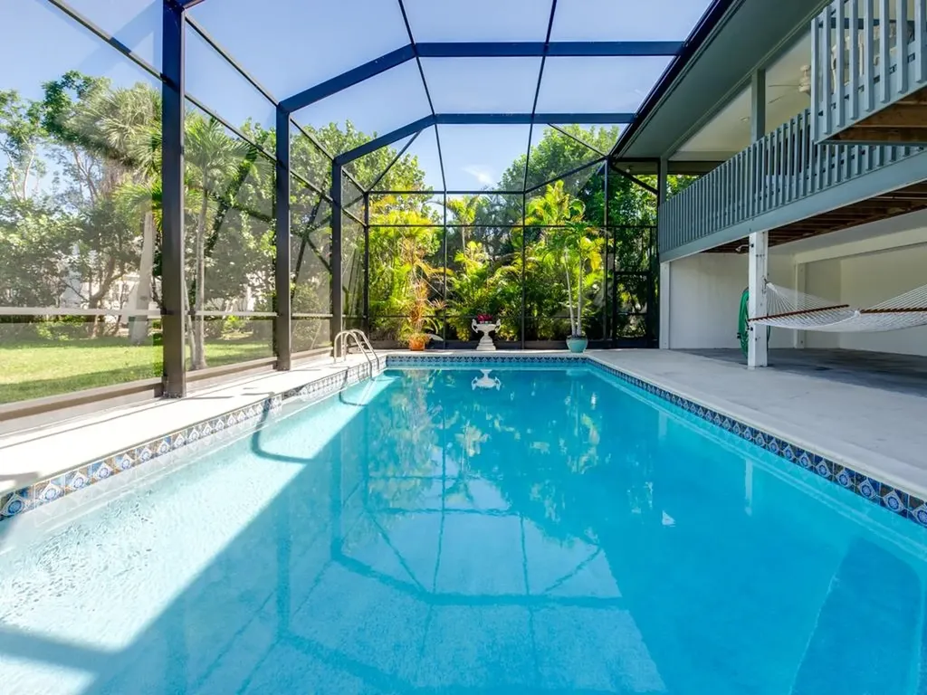 1379 Albatross Road Sanibel FL 33957