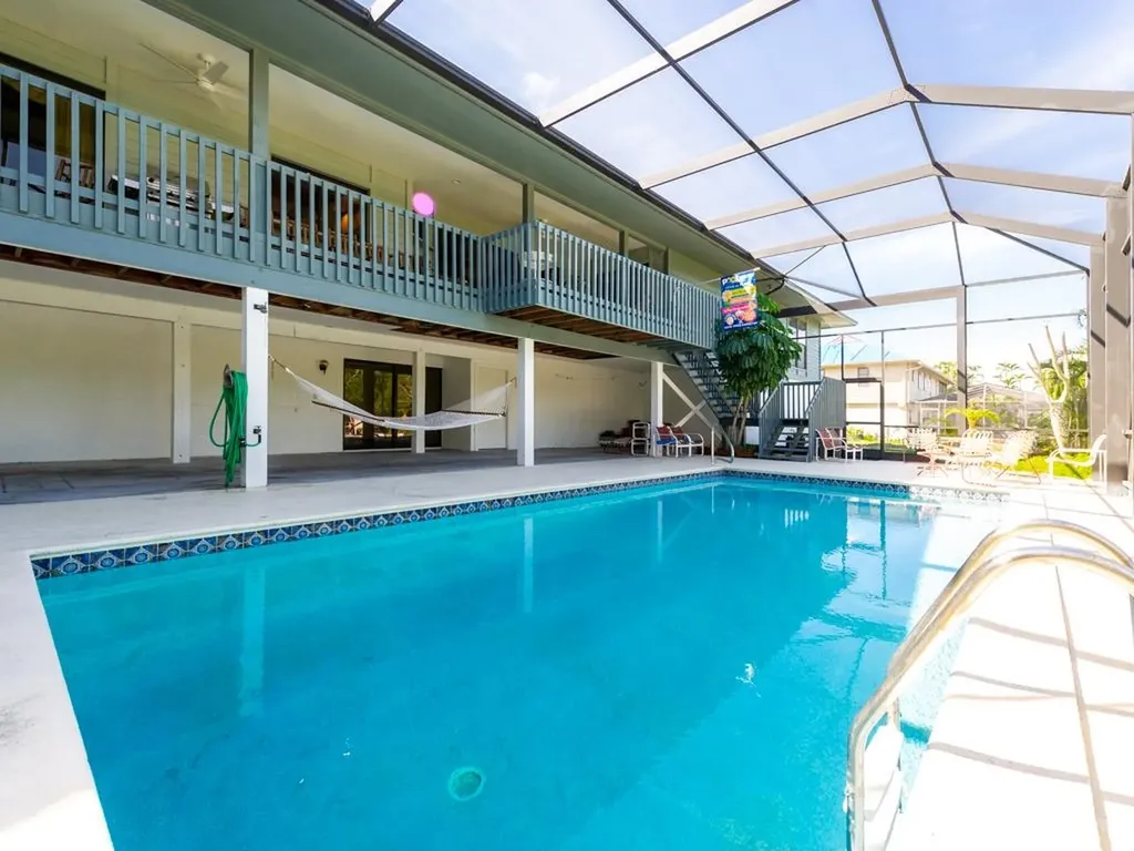 1379 Albatross Road Sanibel FL 33957