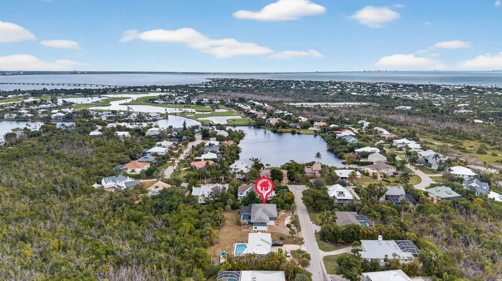 1379 Albatross Road Sanibel FL 33957