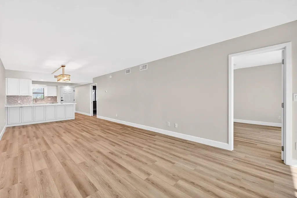 2737 W Gulf Drive Sanibel FL 33957