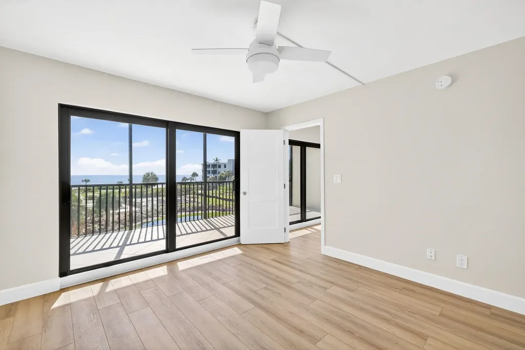 2737 W Gulf Drive Sanibel FL 33957