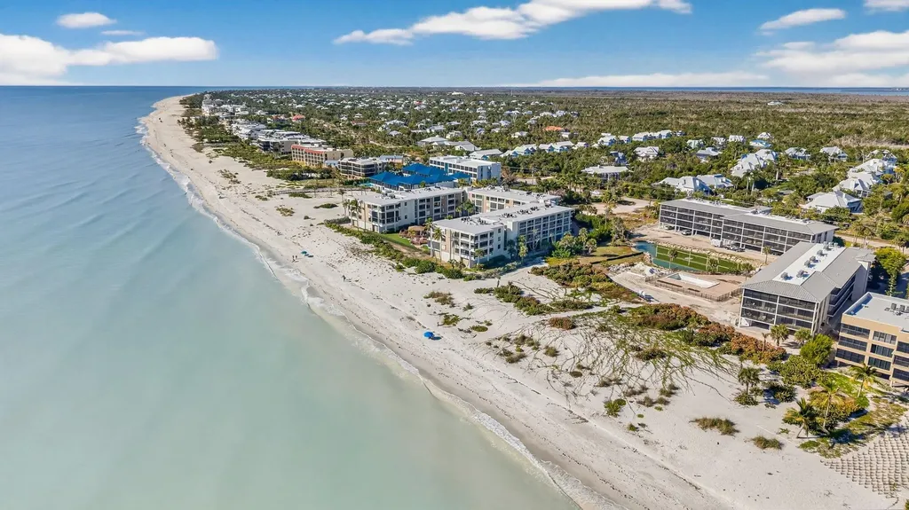 2737 W Gulf Drive Sanibel FL 33957