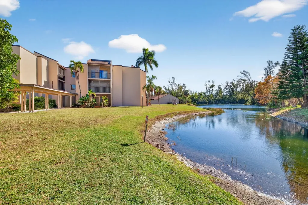 3150 Shorewood Lane Fort Myers FL 33907