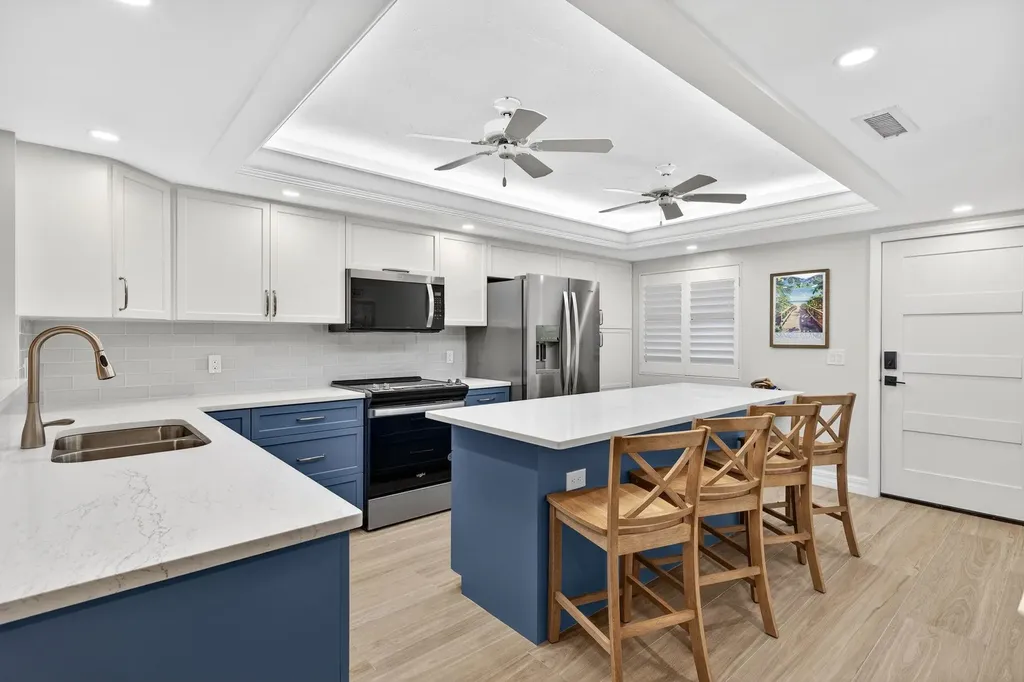 2445 W Gulf Drive Sanibel FL 33957