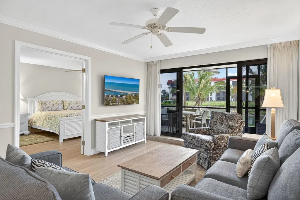 2445 W Gulf Drive Sanibel FL 33957