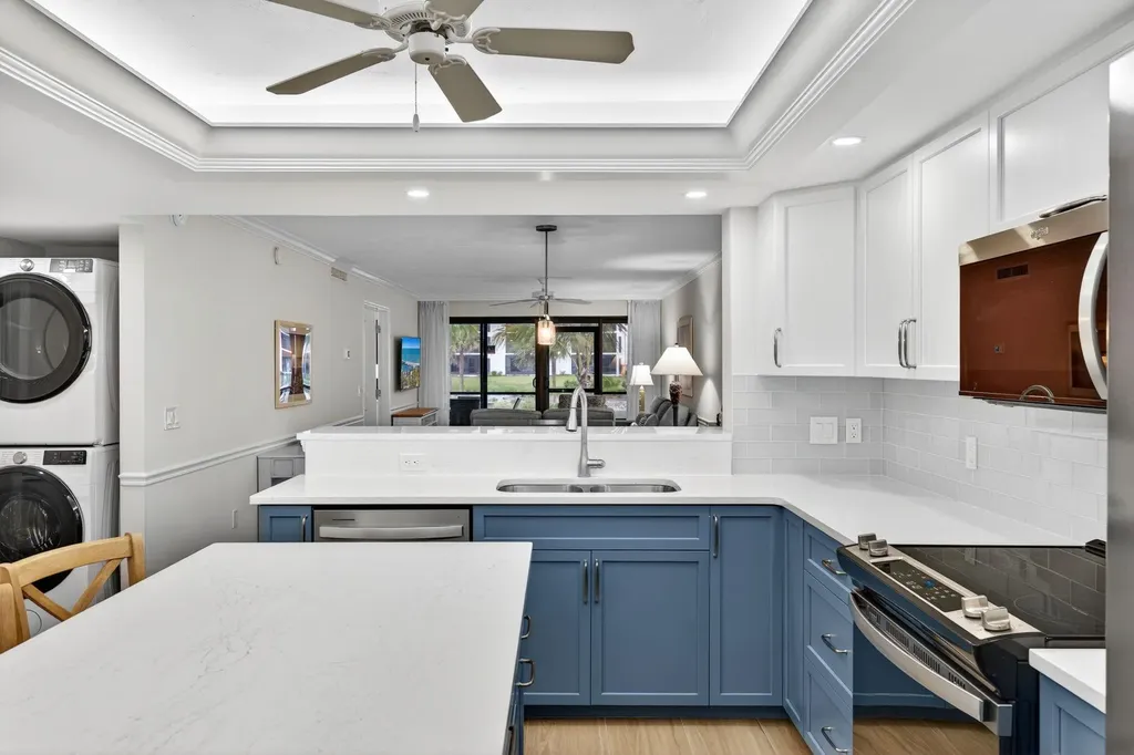 2445 W Gulf Drive Sanibel FL 33957