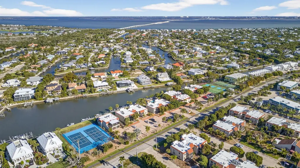 845 E Gulf Drive Sanibel FL 33957