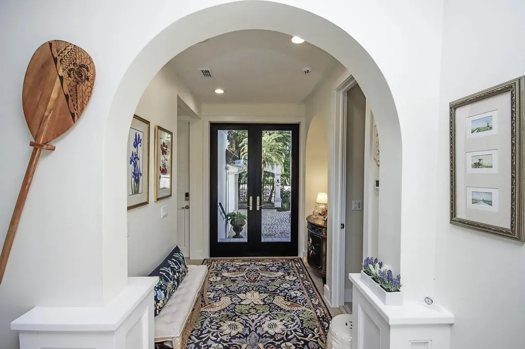 2548 Wulfert Road Sanibel FL 33957